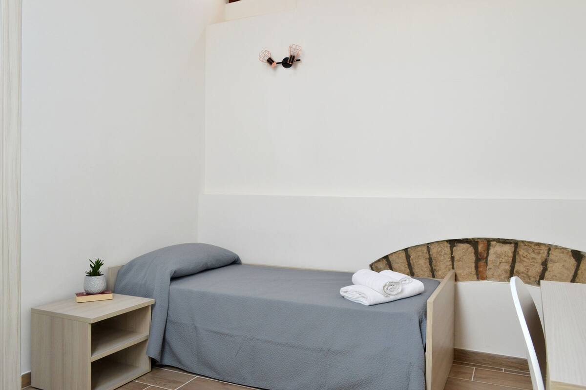 标准单人房 (L'Annunziata) | 免费 WiFi、床单