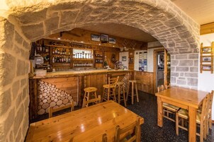 Bar (en la propiedad)