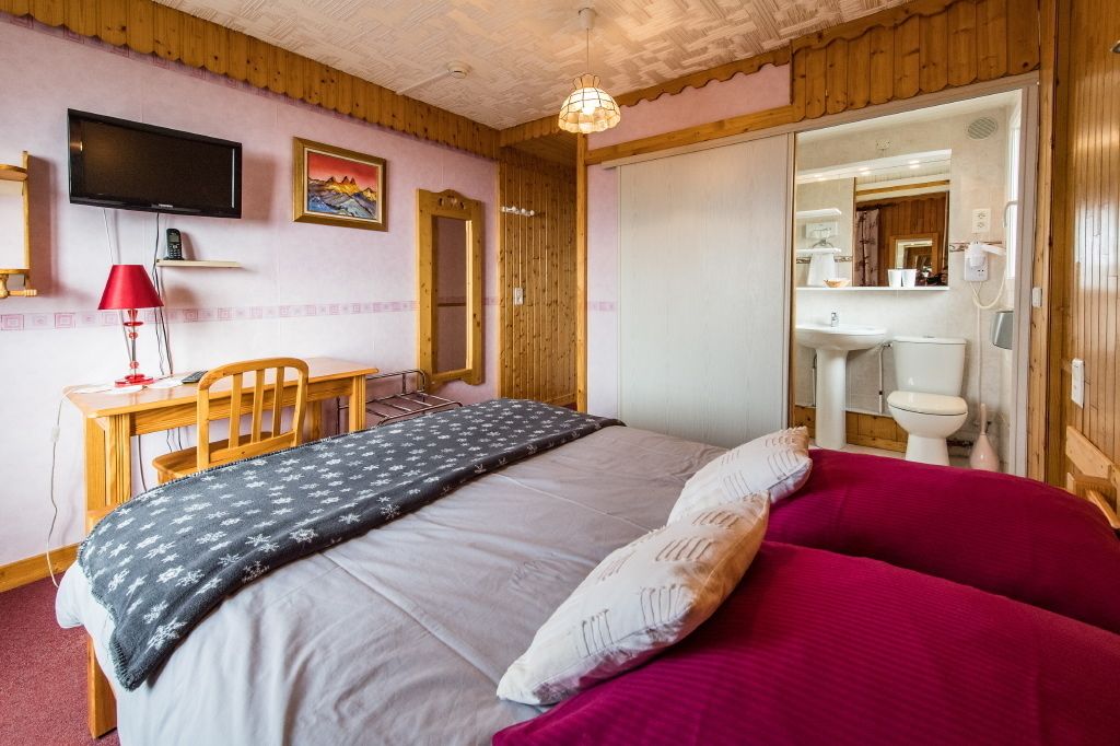 standard room, 1 double bed | blackout curtains, free wifi, bed sheets