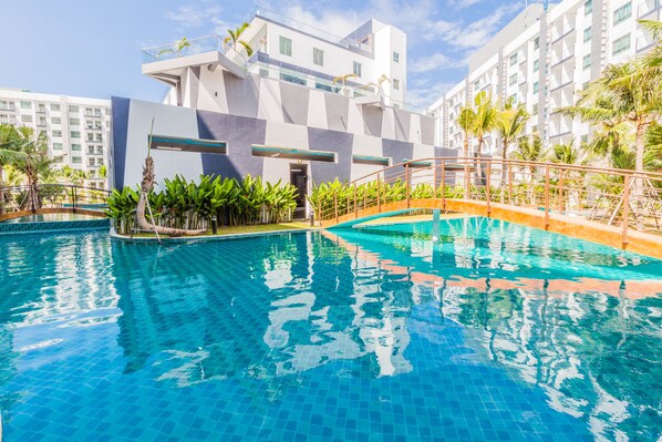 2 outdoor pools - Arcadia Beach Resort by PSR ASIA (Pattaya)