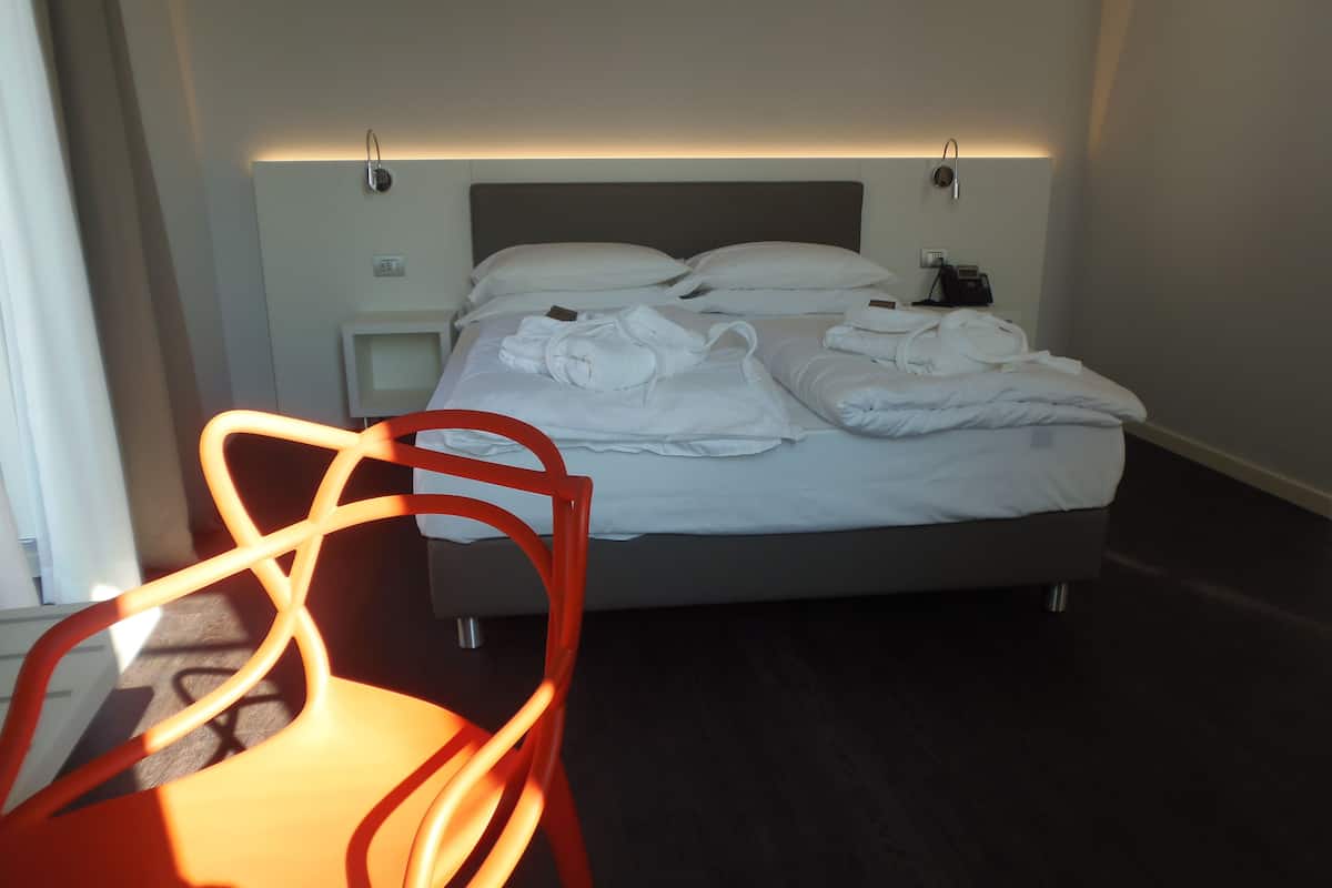 Habitación doble (103) | Servicios de la habitación