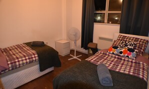 アパートメント 2 ベッドルーム | 2 室のベッドルーム、客室ごとに異なる装飾、客室ごとに異なるインテリア、遮光カーテン