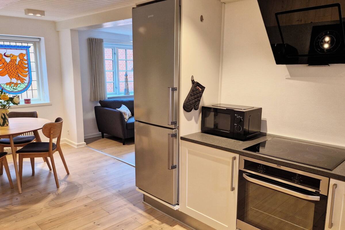 premium apartment, 1 bedroom | private kitchen | electric kettle