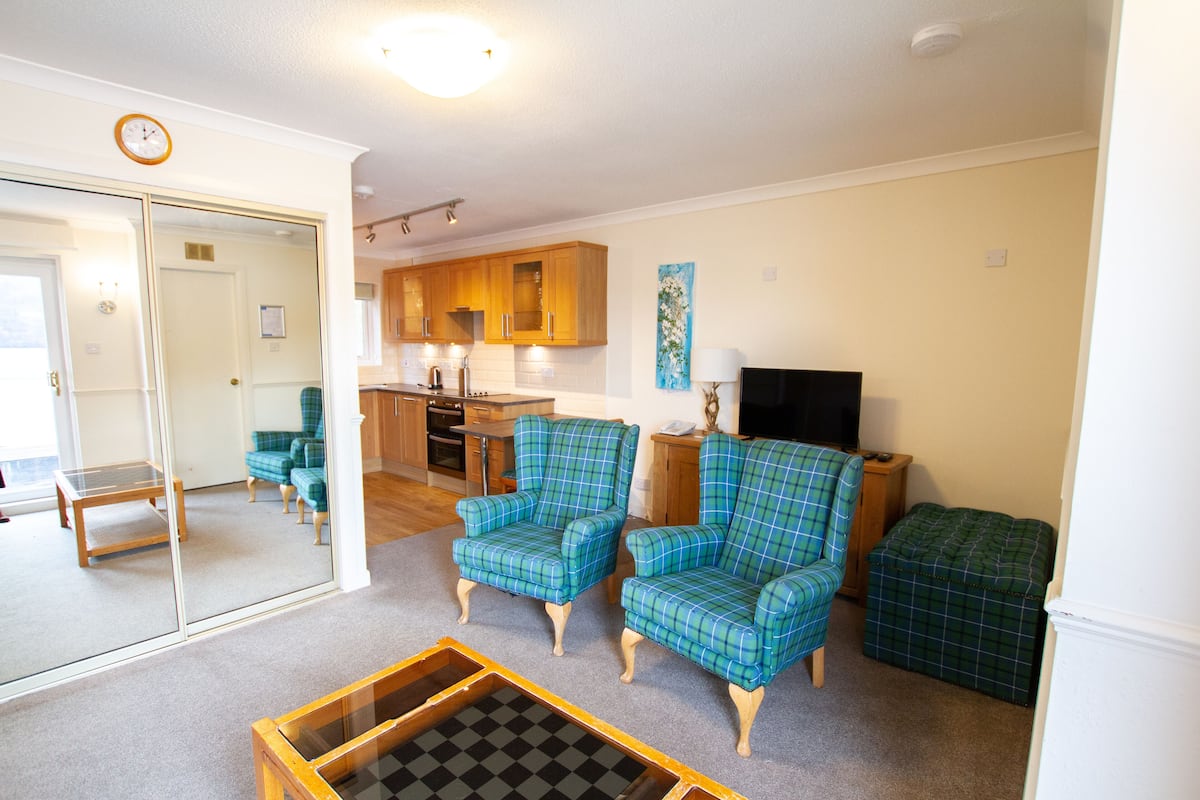 Lochside 7 | Living area | Smart TV