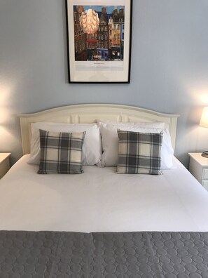 City Apartment, 2 Bedrooms, Non Smoking