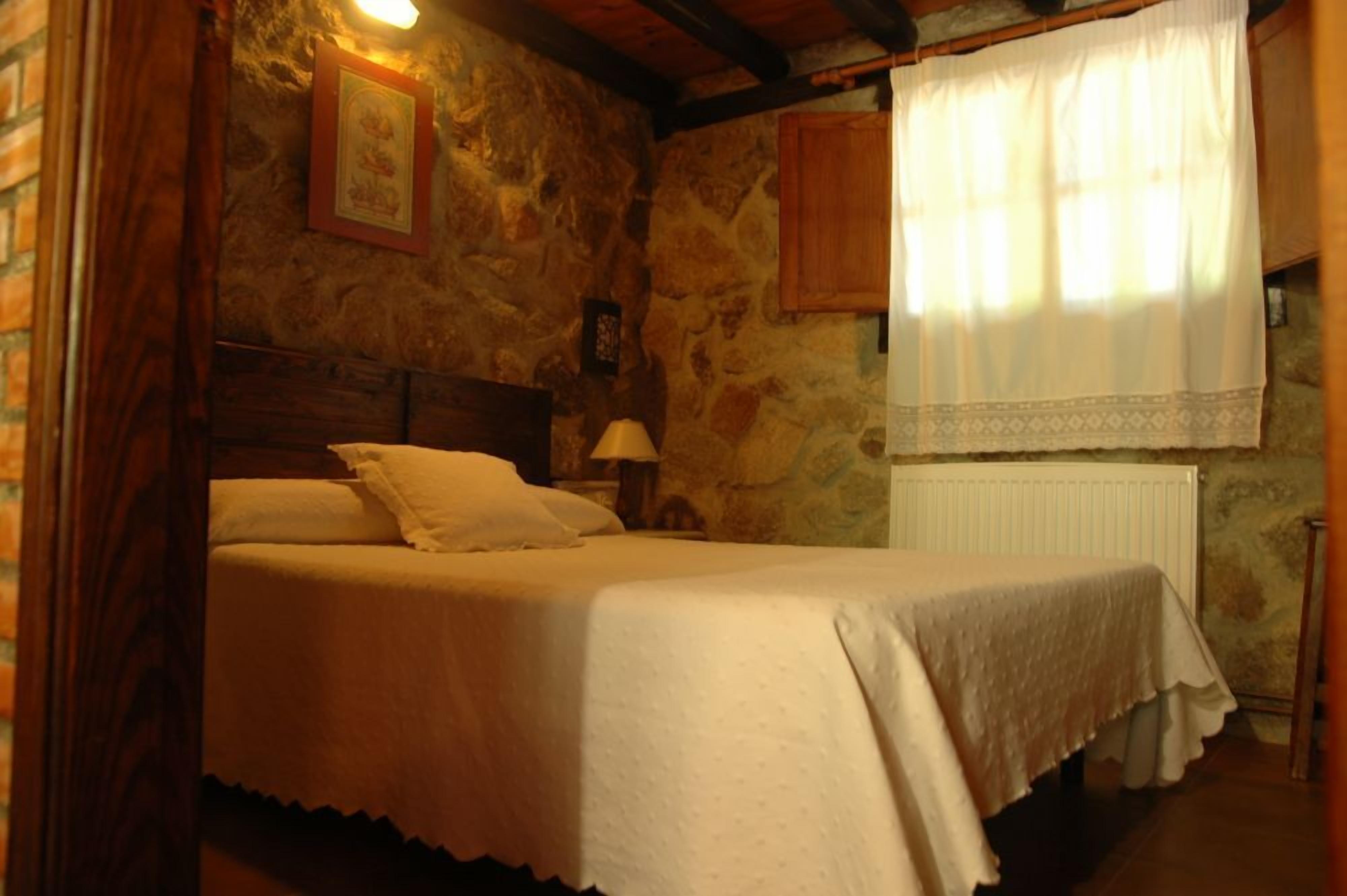 Bungalow, 2 Bedrooms | Free cribs/infant beds, free WiFi