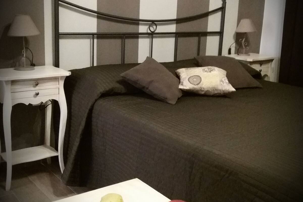 Habitación doble | Escritorio, wifi gratis, ropa de cama