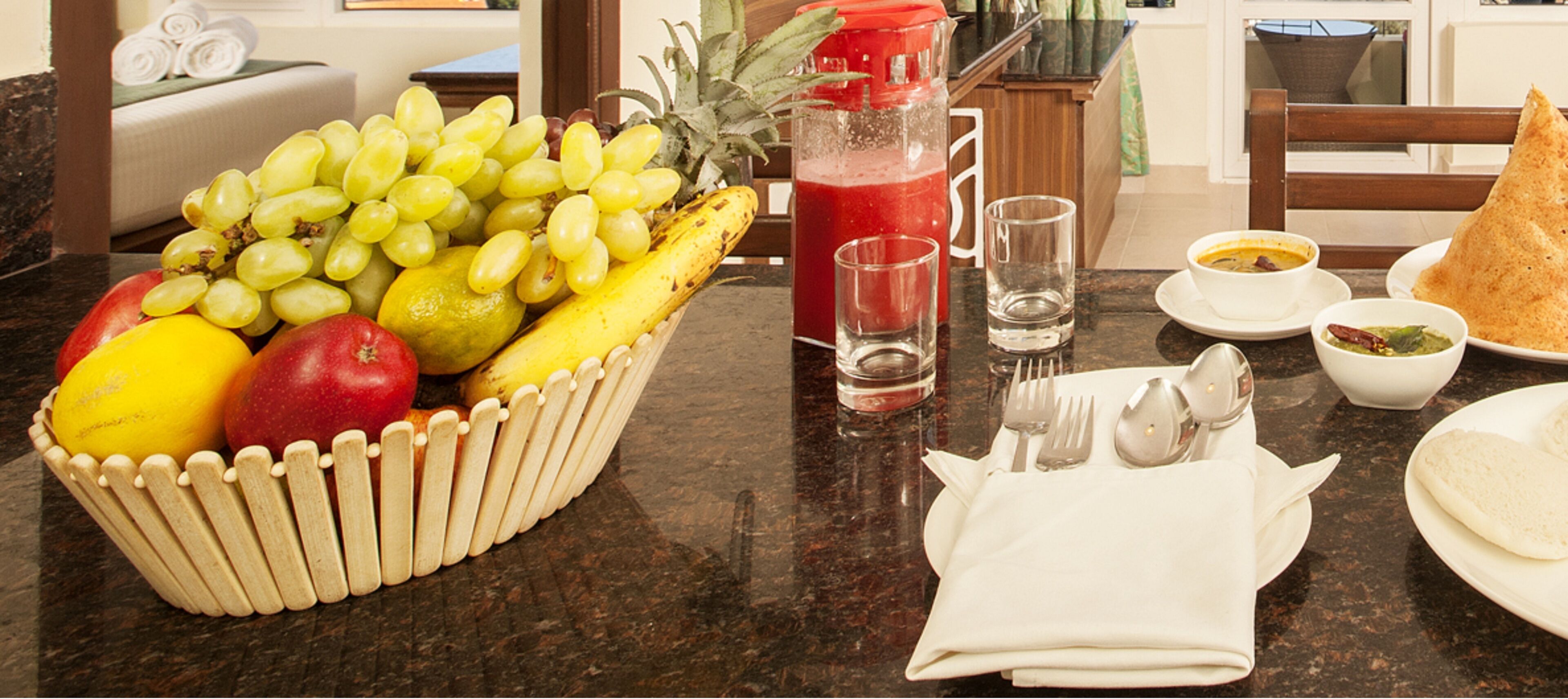 Free daily buffet breakfast 