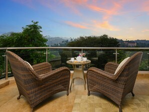 Premier Room with Sit-out | 客房景观