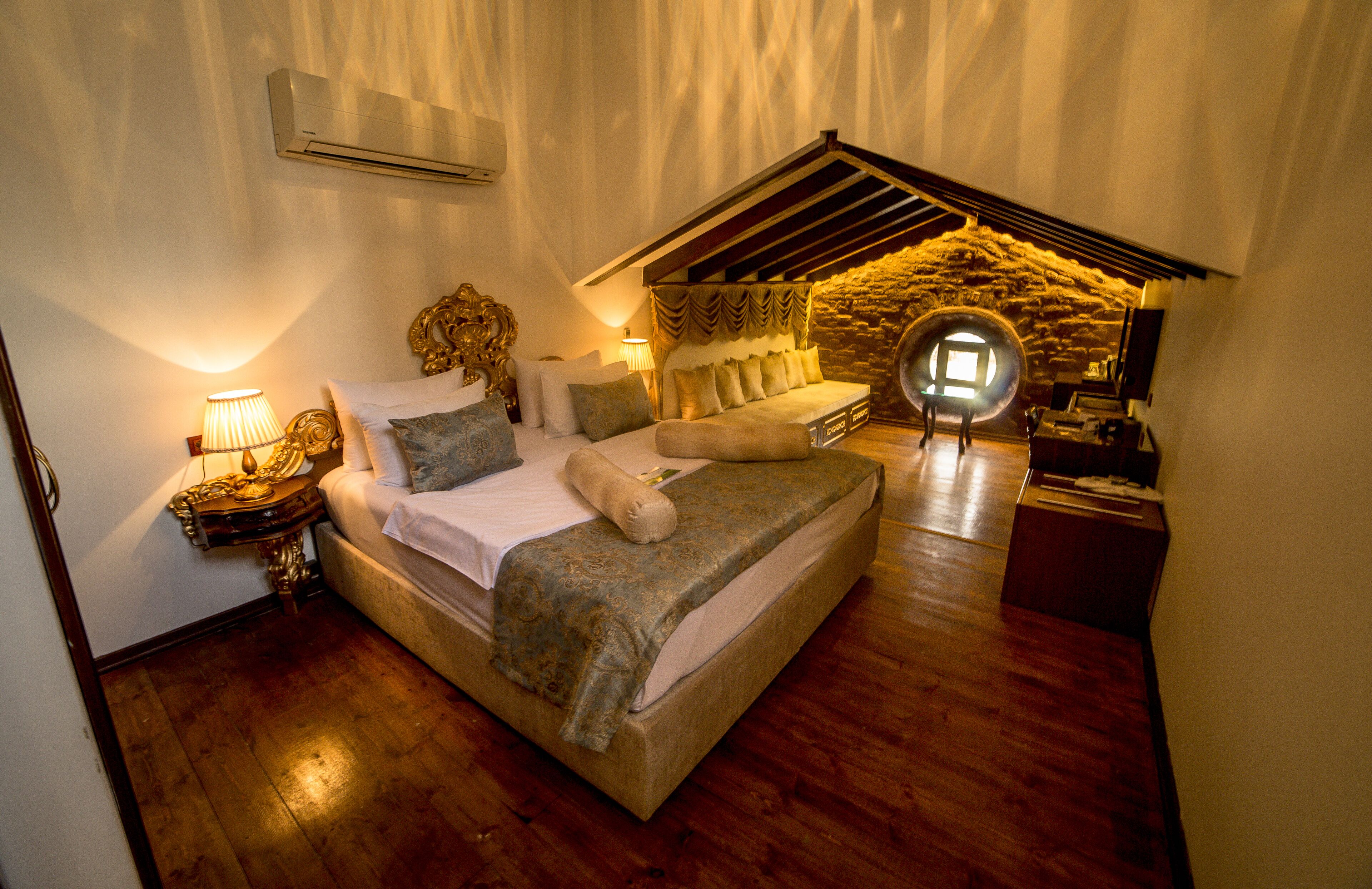 Design-Zimmer | Hochwertige Bettwaren, Minibar, Zimmersafe, Schreibtisch