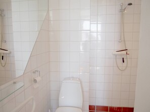 Badkar/dusch, bubbelbadkar och handdukar