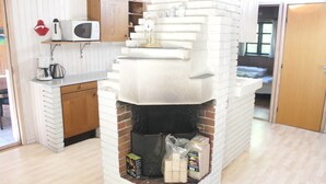 Unclassified image, 5 of 14, button - Spacious summer cottage with sauna (Akirkeby)