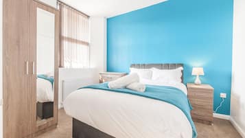 1 chambre, chambres insonorisées, fer et planche à repasser