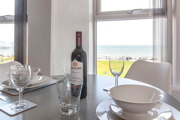 Beach/ocean view - Five Way Apartments (Paignton)