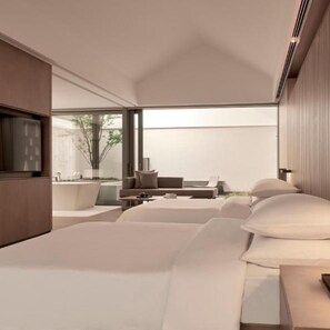 1 bedroom, minibar, in-room safe, individually decorated