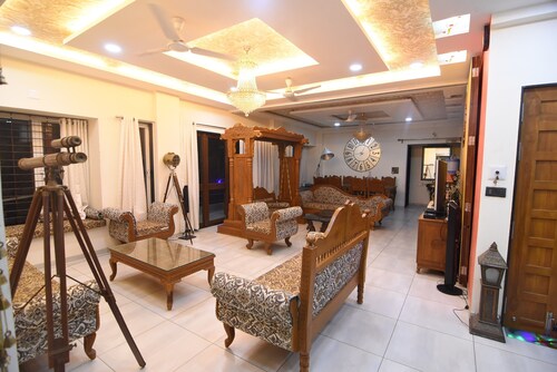 Yajmaan - 1 - 401 Ultra Morden Luxurious Service Appartment