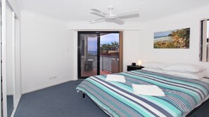 3 bedrooms, desk, iron/ironing board, WiFi