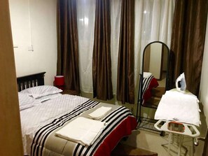1 bedroom, iron/ironing board, free WiFi, bed sheets - Central Makerere Urban 2Bdrm Apartment, Kampala (Kampala)