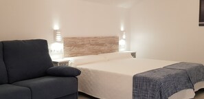 2 bedrooms, in-room safe, free WiFi, bed sheets