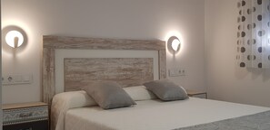 2 bedrooms, in-room safe, free WiFi, bed sheets