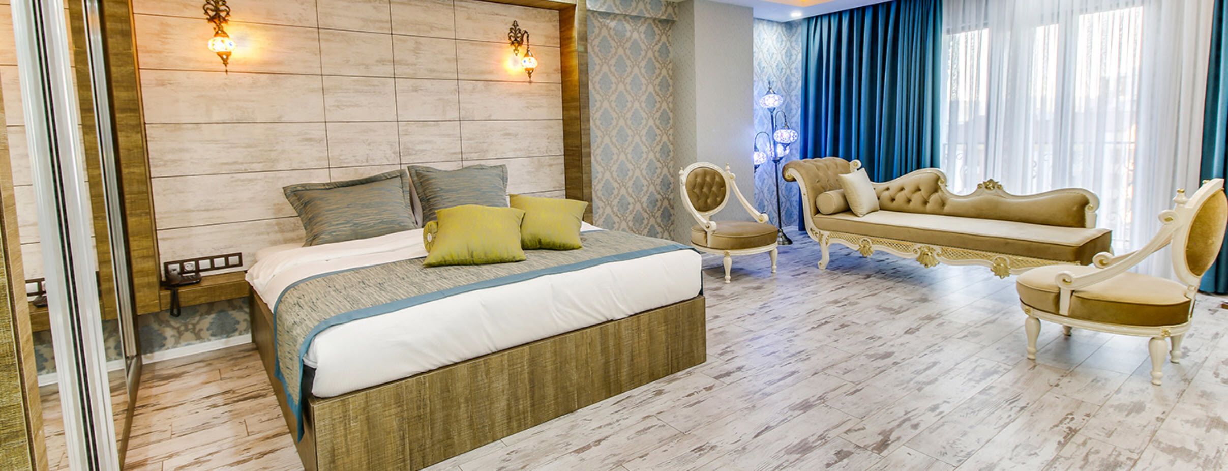 minibar, in-room safe, desk, blackout curtains