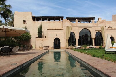 Traditional riad, house staff, the art of living of Morocco.