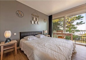 1 bedroom, iron/ironing board, free WiFi