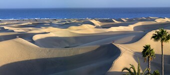 Luxury Villa in Maspalomas, Jacuzzi, Wifi, Pool, Parking