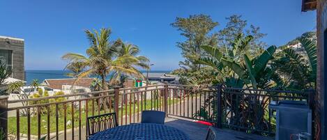 Apartment, 2 Bedrooms, Non Smoking, Sea View (5) | Terrace/patio