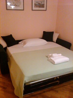 Family Suite | Free WiFi, bed sheets