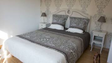 Literie de qualité supérieure, décoration personnalisée