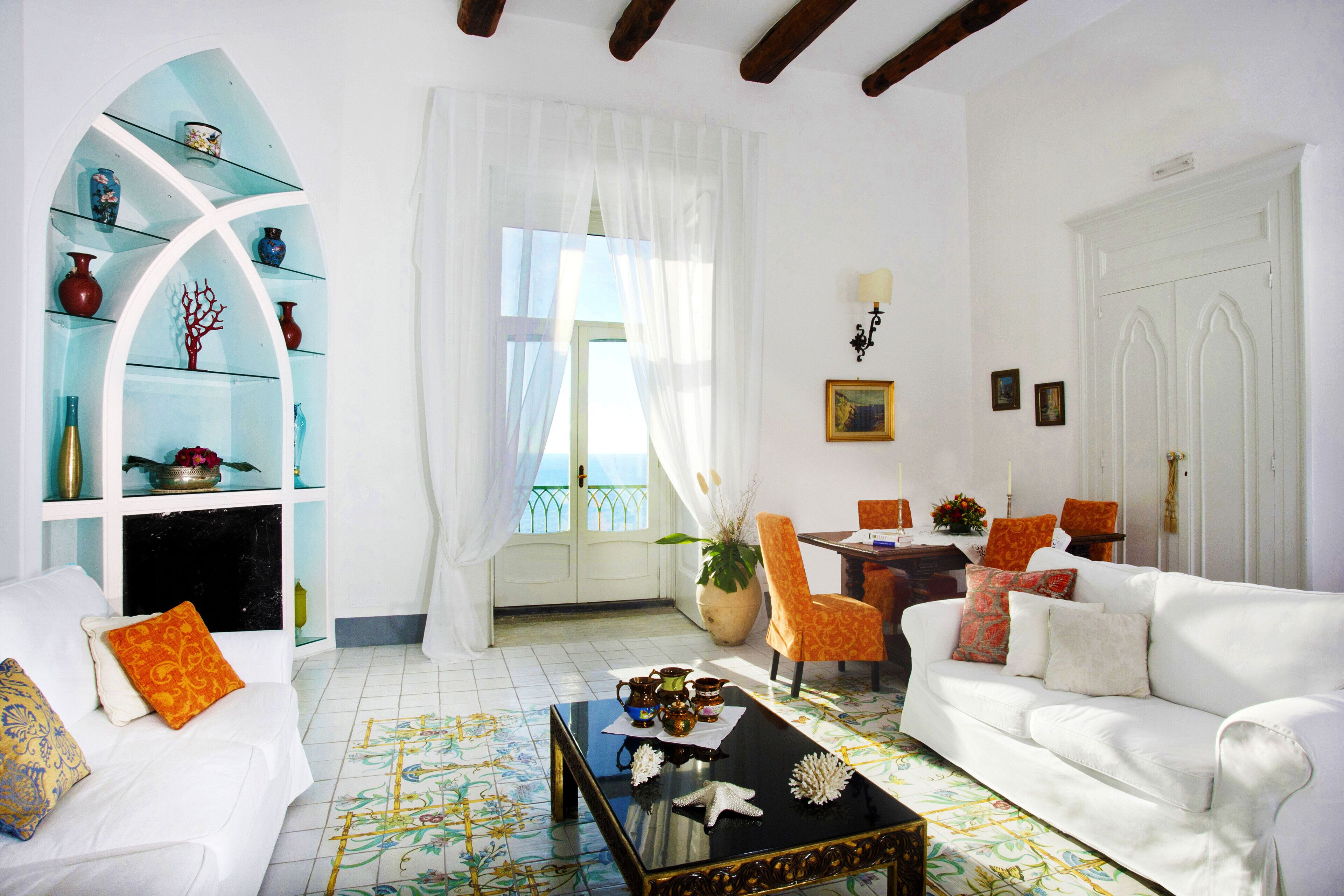 平面電視、DVD 播放機