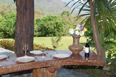 Chiang Dao Villa with mountain views