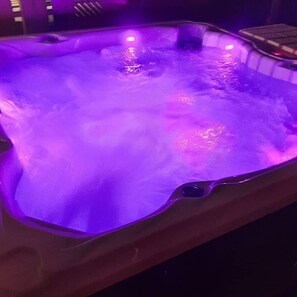 屋外スパ浴槽