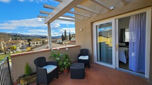 บริเวณภายนอก