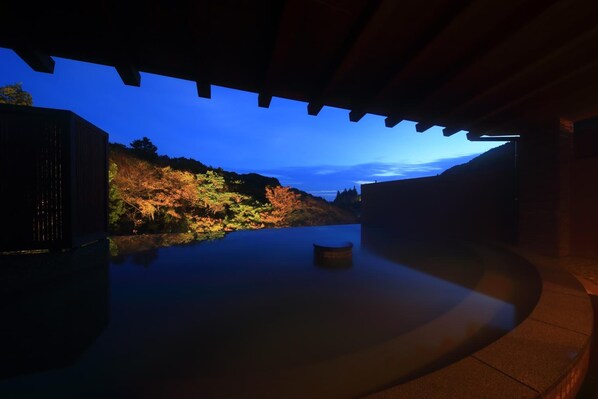 Pool - Unzen Fukudaya (Unzen)