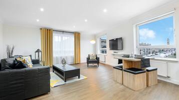 Deluxe Apartment, 2 Bedrooms, Non Smoking | Living area
