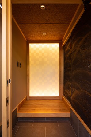 บริเวณประตูทางเข้า