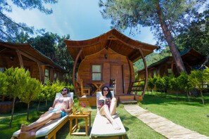 GD Natural | Minibar, caja de seguridad en la habitación y cortinas blackout