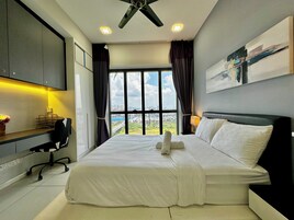 Apartment, 2 Bedrooms | 2 bedrooms, individually decorated, individually furnished, desk