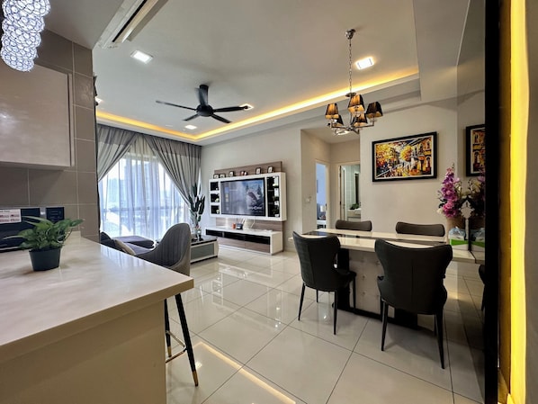 Apartment, 2 Schlafzimmer | Wohnbereich