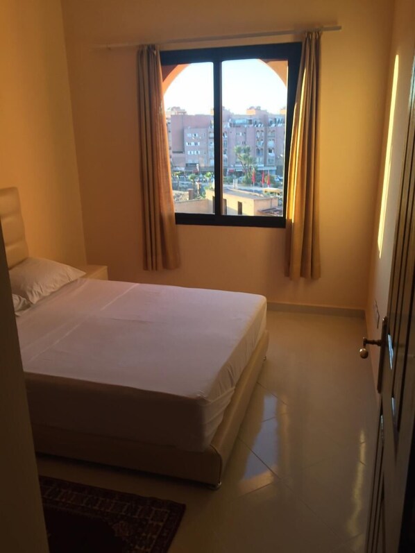 Apartment, 2 Bedrooms | 2 bedrooms, iron/ironing board, free WiFi, bed sheets - Appart Al Abraj (Marrakech)