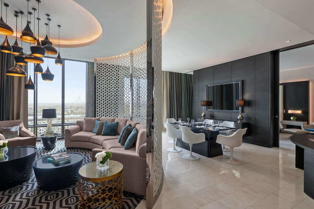 Suite, 2 habitaciones | Ropa de cama de alta calidad y minibar