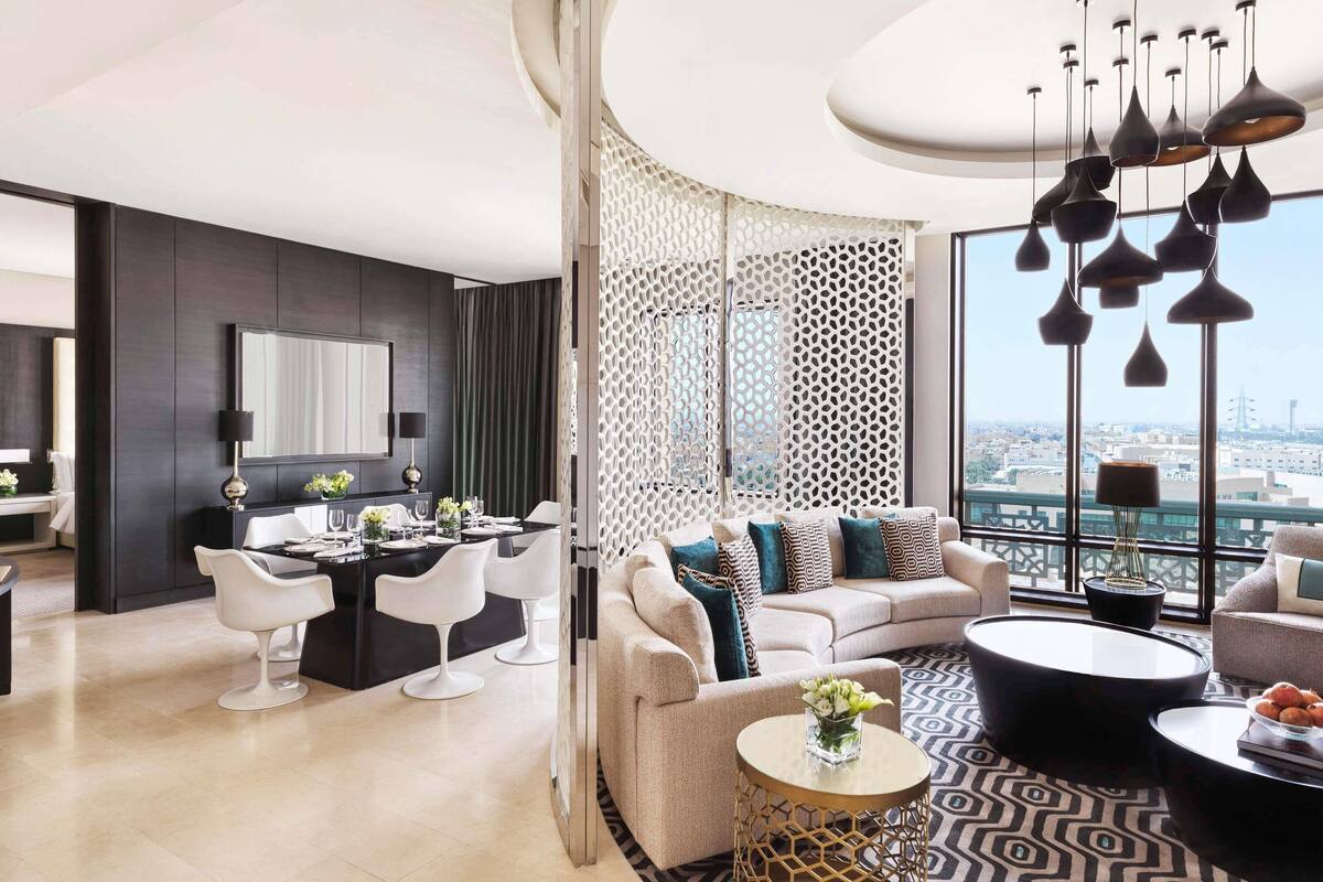 1 slaapkamer, luxe beddengoed, een minibar, een kluis op de kamer