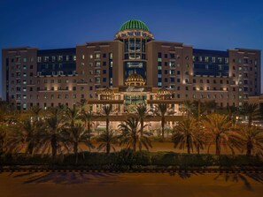 Exterior - Fairmont Riyadh (Riyadh)
