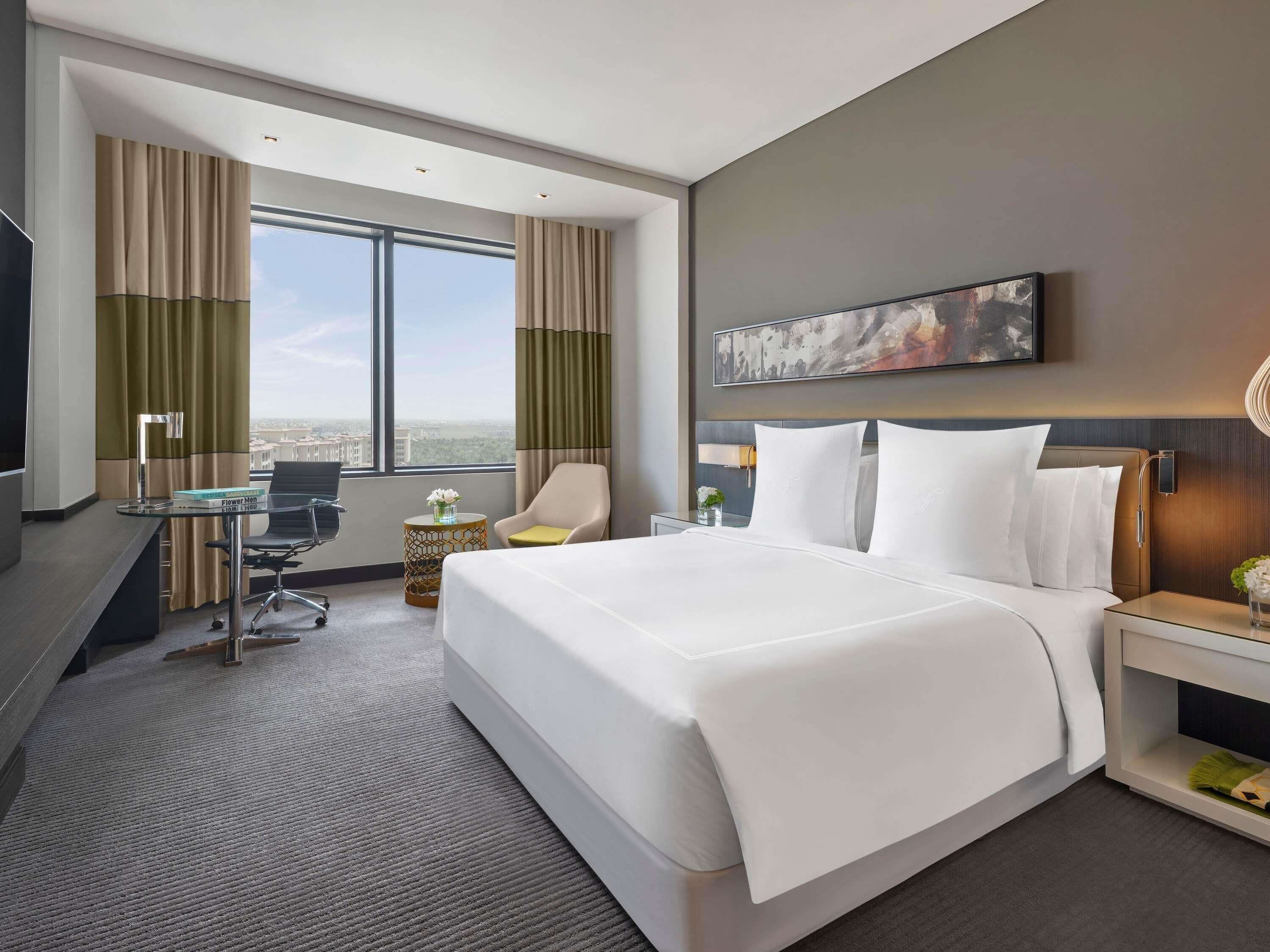 Premium bedding, minibar, in-room safe, desk