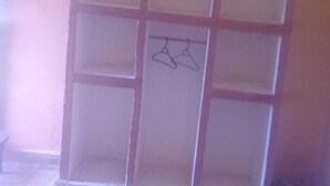 Unclassified image, 2 of 20, button - Riad Akour (Taouz)