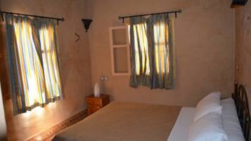Double or Twin Room | Desk, iron/ironing board, free cribs/infant beds, free WiFi