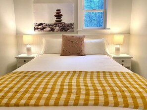 Family Studio Suite | 1 bedroom, blackout drapes, iron/ironing board, free WiFi - Hanscom's Motel and Cottages (Bar Harbor)