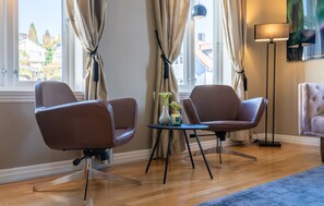 Living area - Enter Tromsø Luxury Apartments (Tromsø)